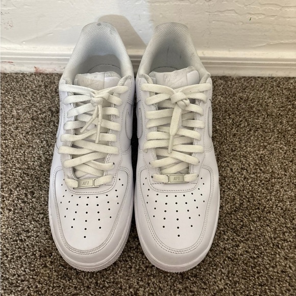 Size 10 - Air Force 1 White - Picture 5 of 12